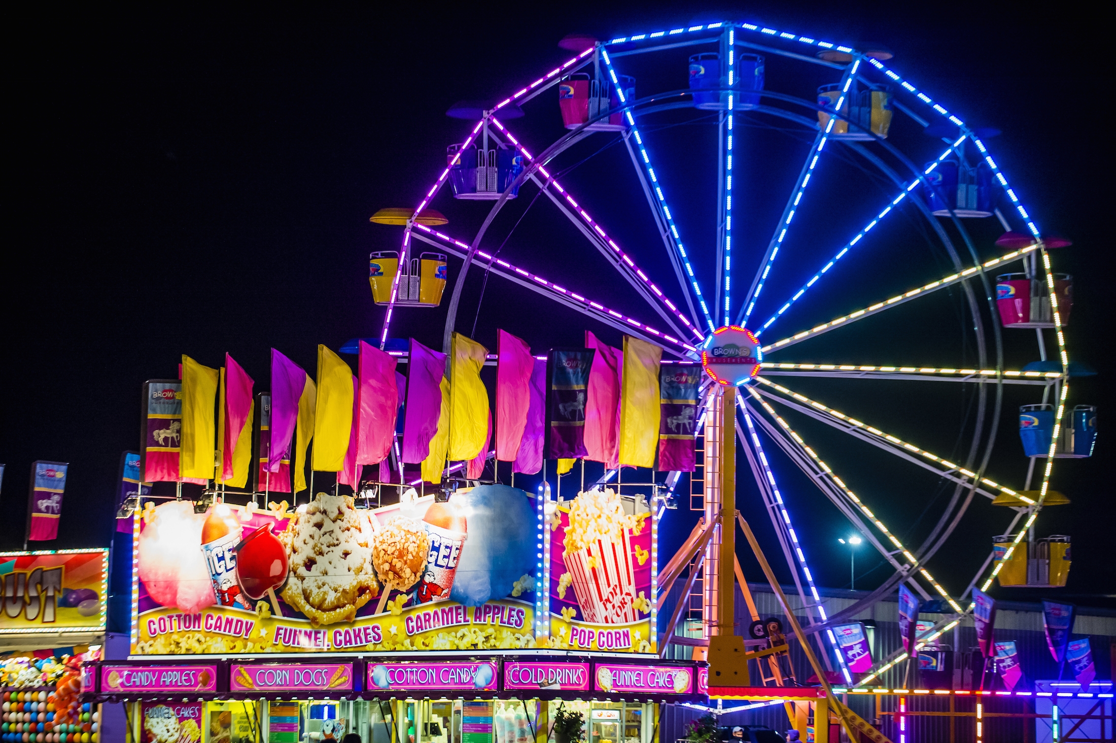 38a03eec461fca0d875d carnival