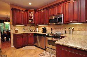 8 Stepping Ridge Drive