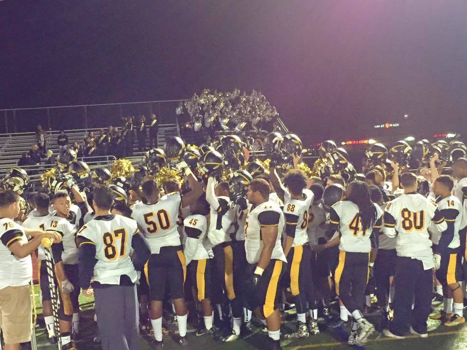 0562363ca2f44902b9a4_Piscataway_Chiefs_vs_Old_Bridge_11-6-15.jpg