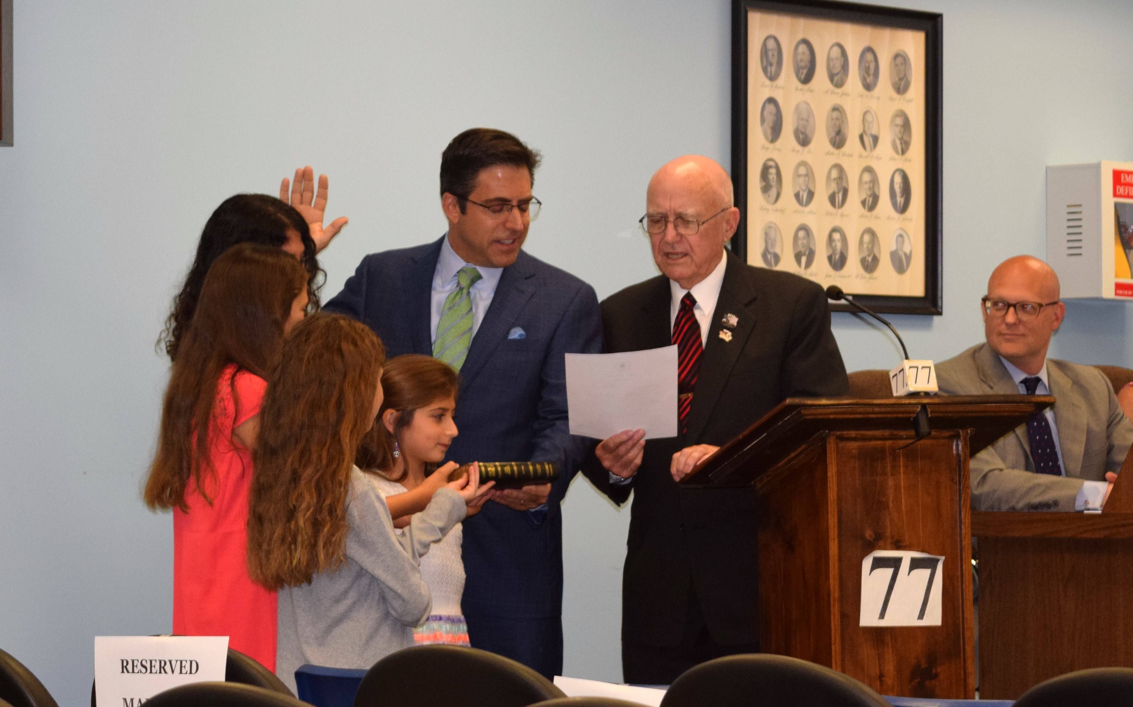 Cedar Grove Swears in New Mayor and Deputy Mayor - Verona/Cedar ...