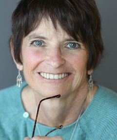 43d7bcc9df72272311a4_Jane_Gross.jpg