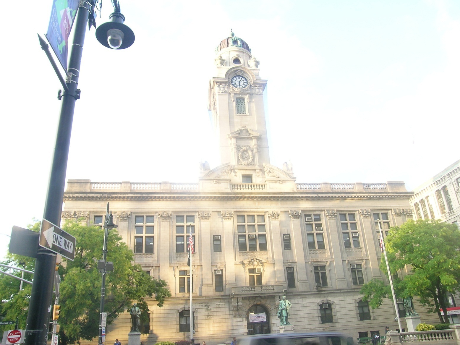 7a3d7943784ccd138a25_city_hall.jpg