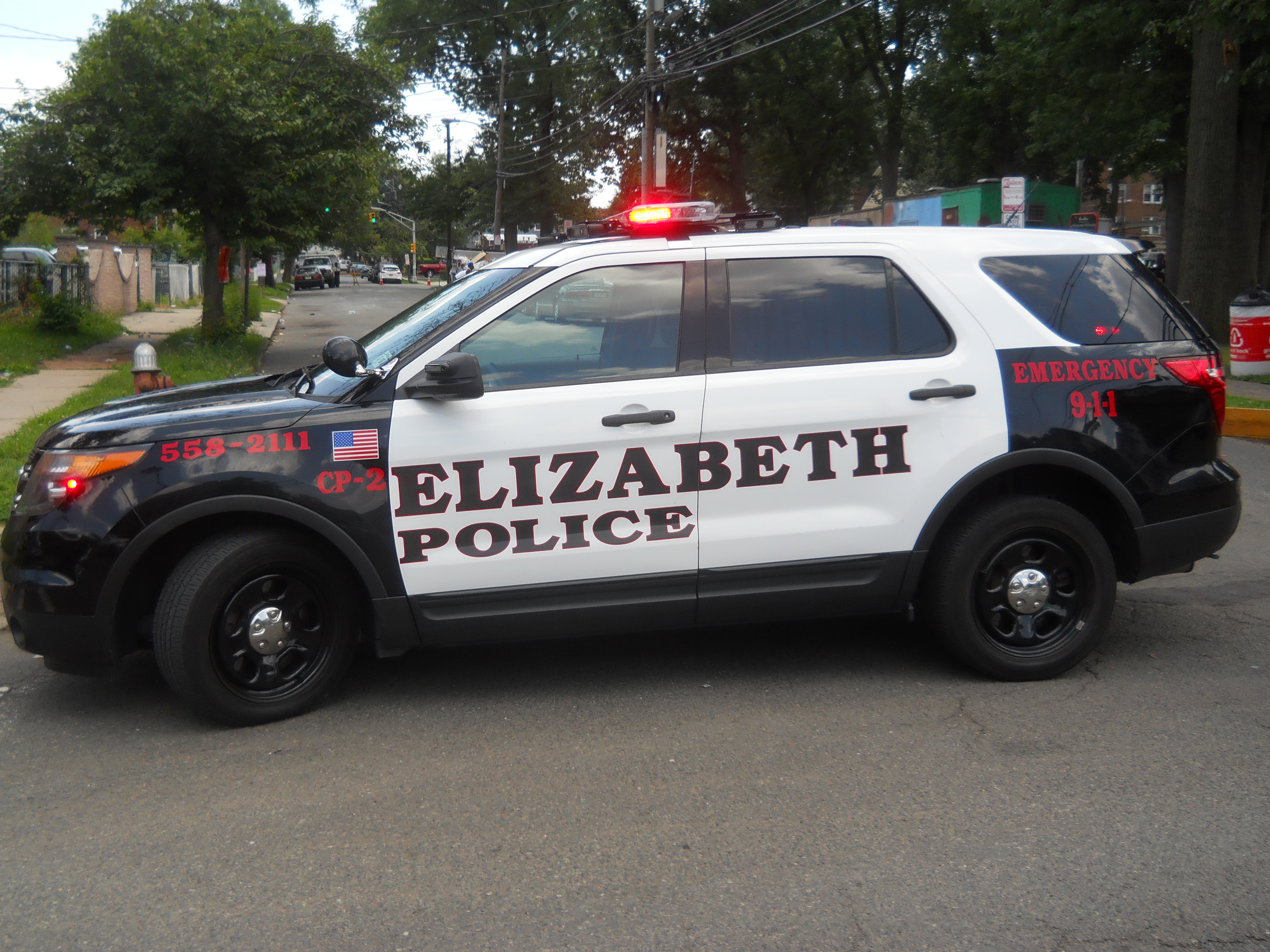 ee8194a48c9c7872548e_Police_Car.jpg