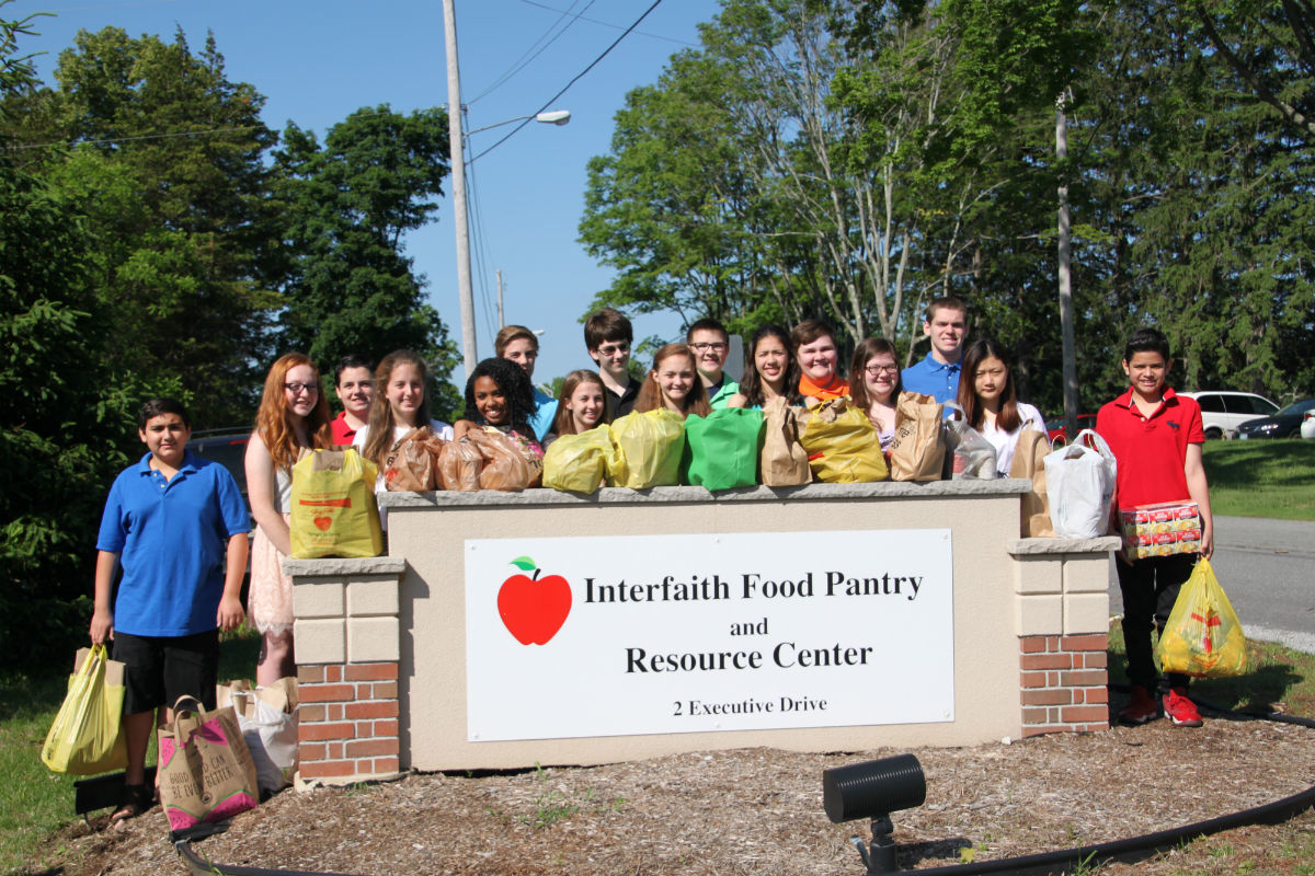 64a8d6a6bae627d1162f_Food_Pantry_Pic.jpg