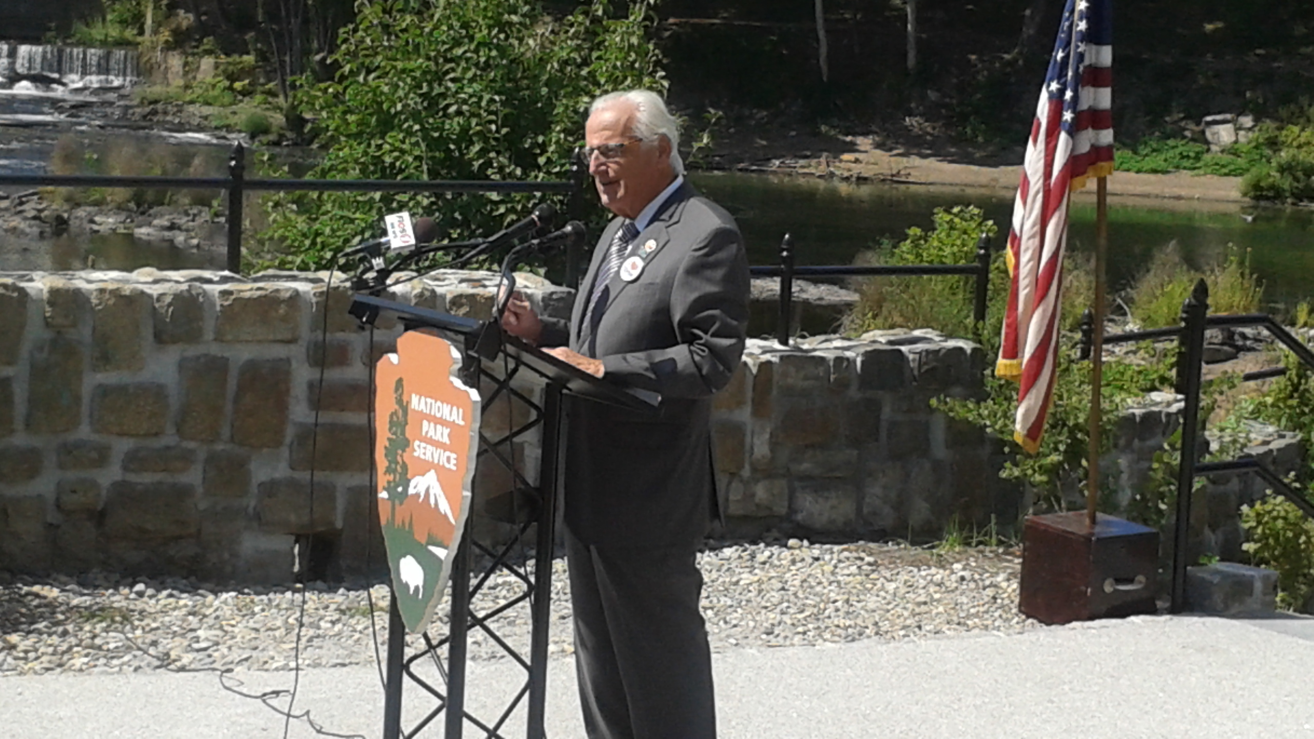 0a1f37f8f6bb35fdc47d_Congressman_Pascrell.jpg