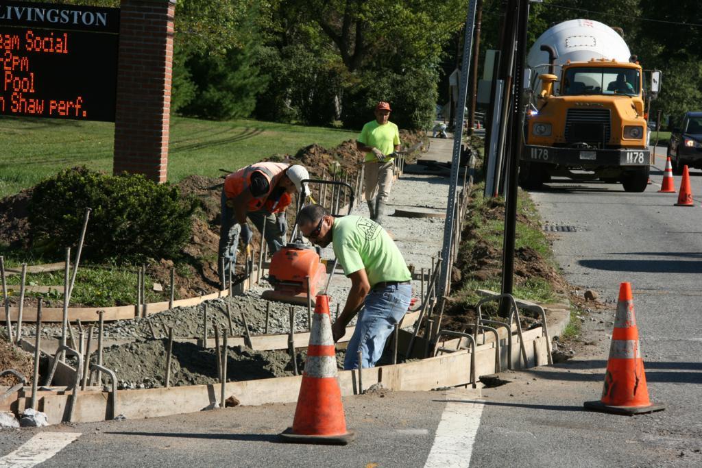 32227638ad312caa4db8_2012_S_Liv_Ave_Sidewalk_Proj_8-30_RJ_Img_008_1024x683.jpg