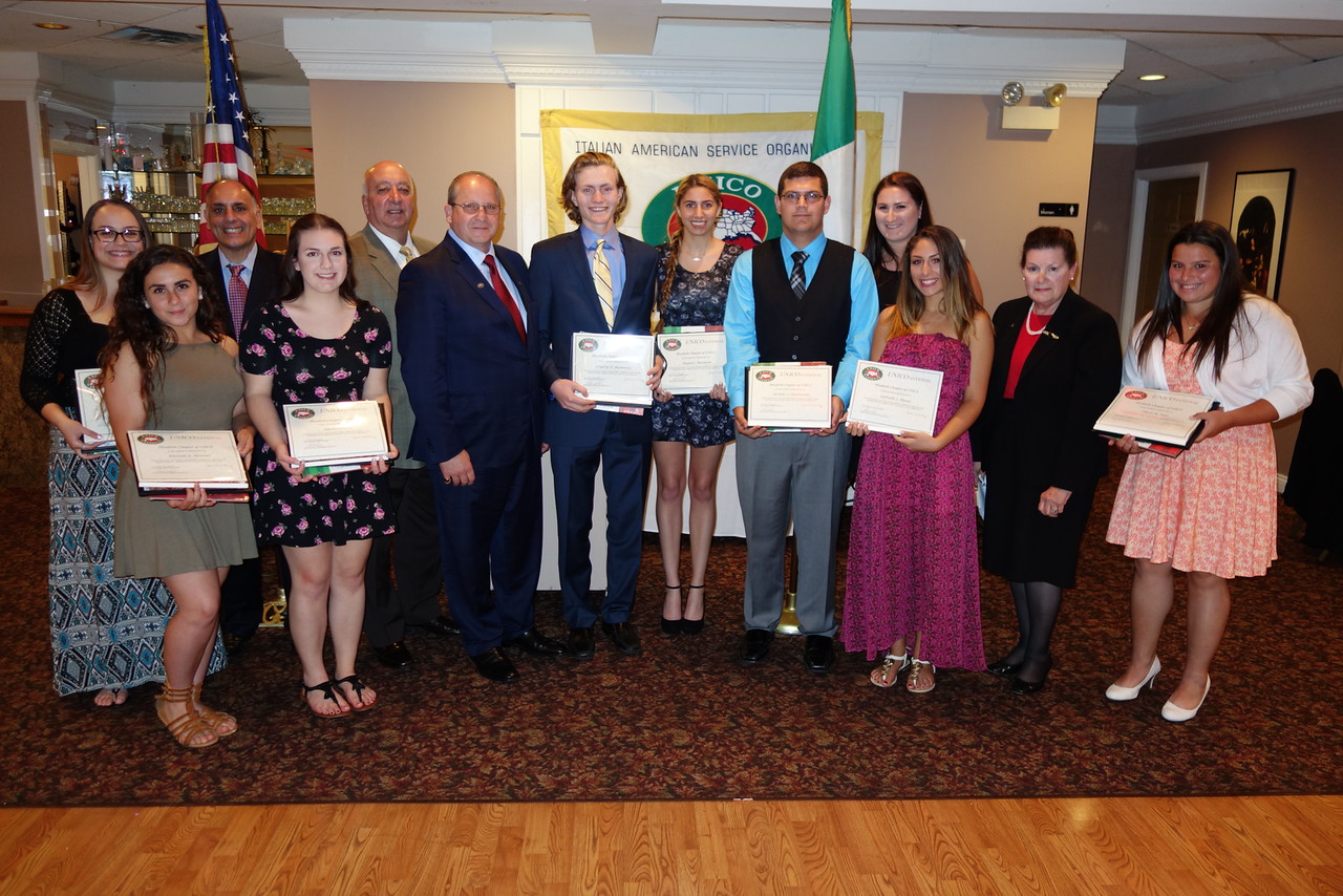 935a2abca4c60a5879f4_UNICO_Scholarship.jpg