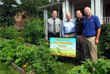 2b90ec5fb56d81adf497_JFS_Community_Garden.jpg