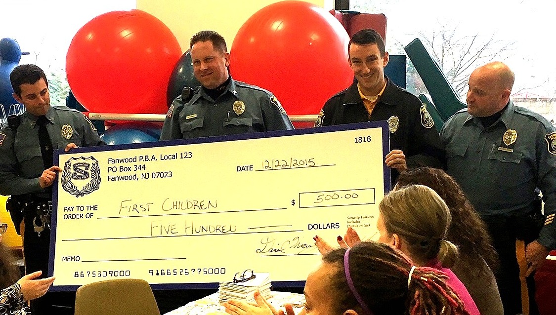 ac7e449f3f59ef9d46b4_Fanwood_PBA_Donation_-_Xmas_2015.jpg