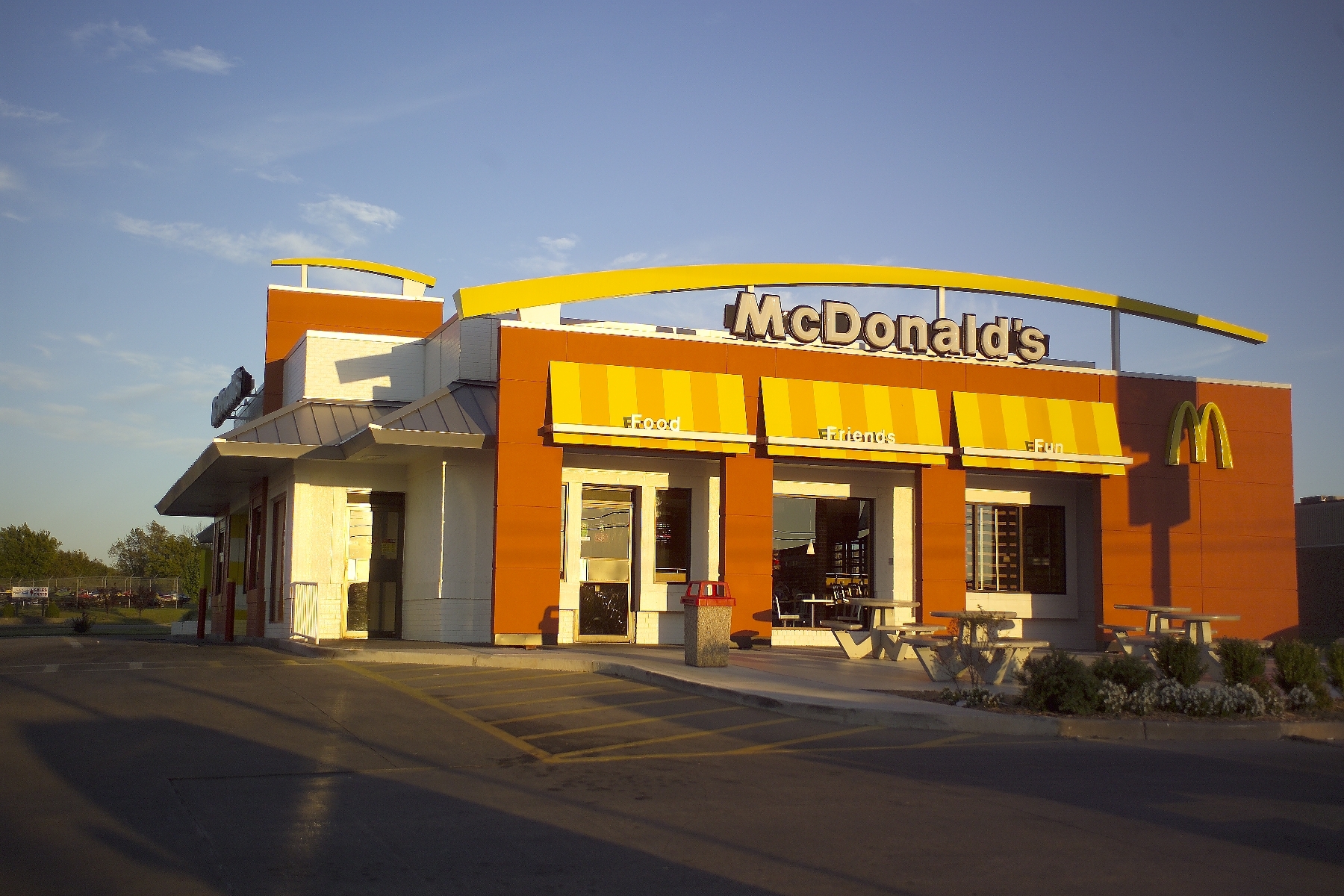 5d75d927a45973d68626_40_McDonalds-Broken-Arrow-OK.jpg