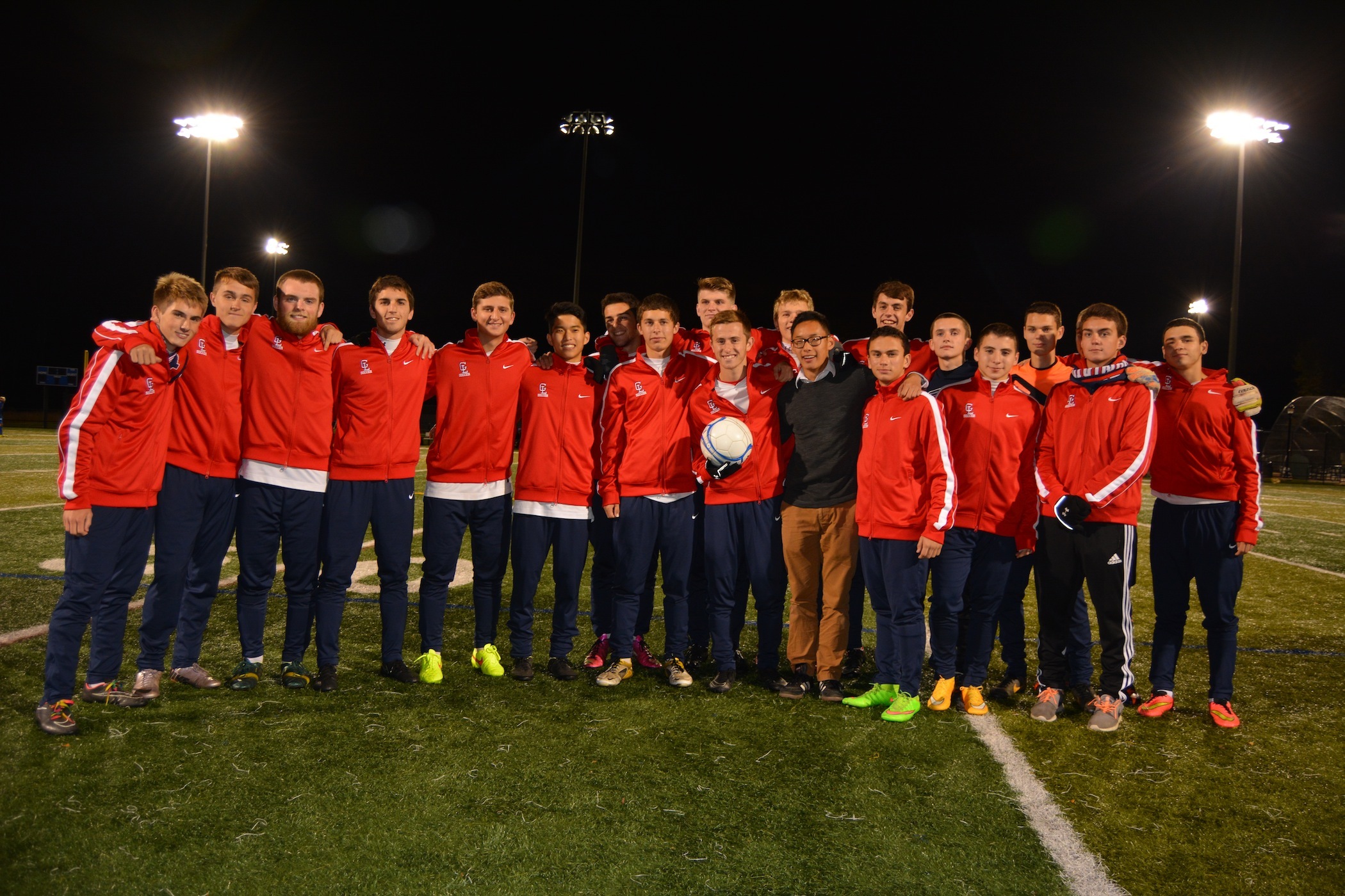 d6d2ebd0ba88c514dc32_2014_boys_varsity_senior_night_team_entire.jpg