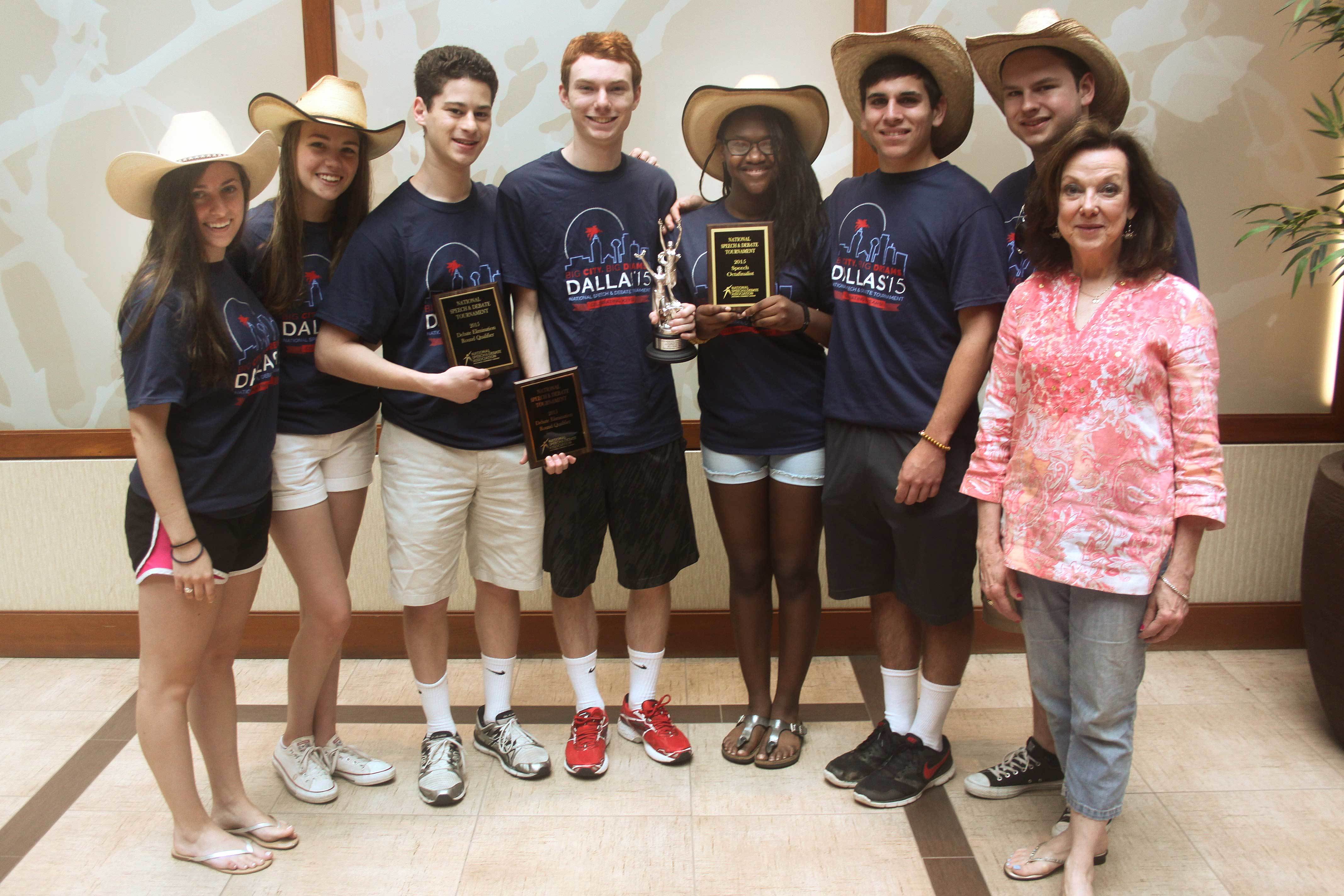 25a087670f1d0291be1c_team-trophy-1.jpg