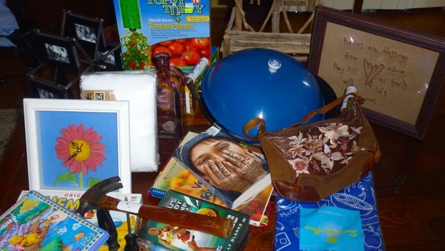 3f0a64b9dbd668ddcf17_SWCTreasures_and_Trinkets.jpeg
