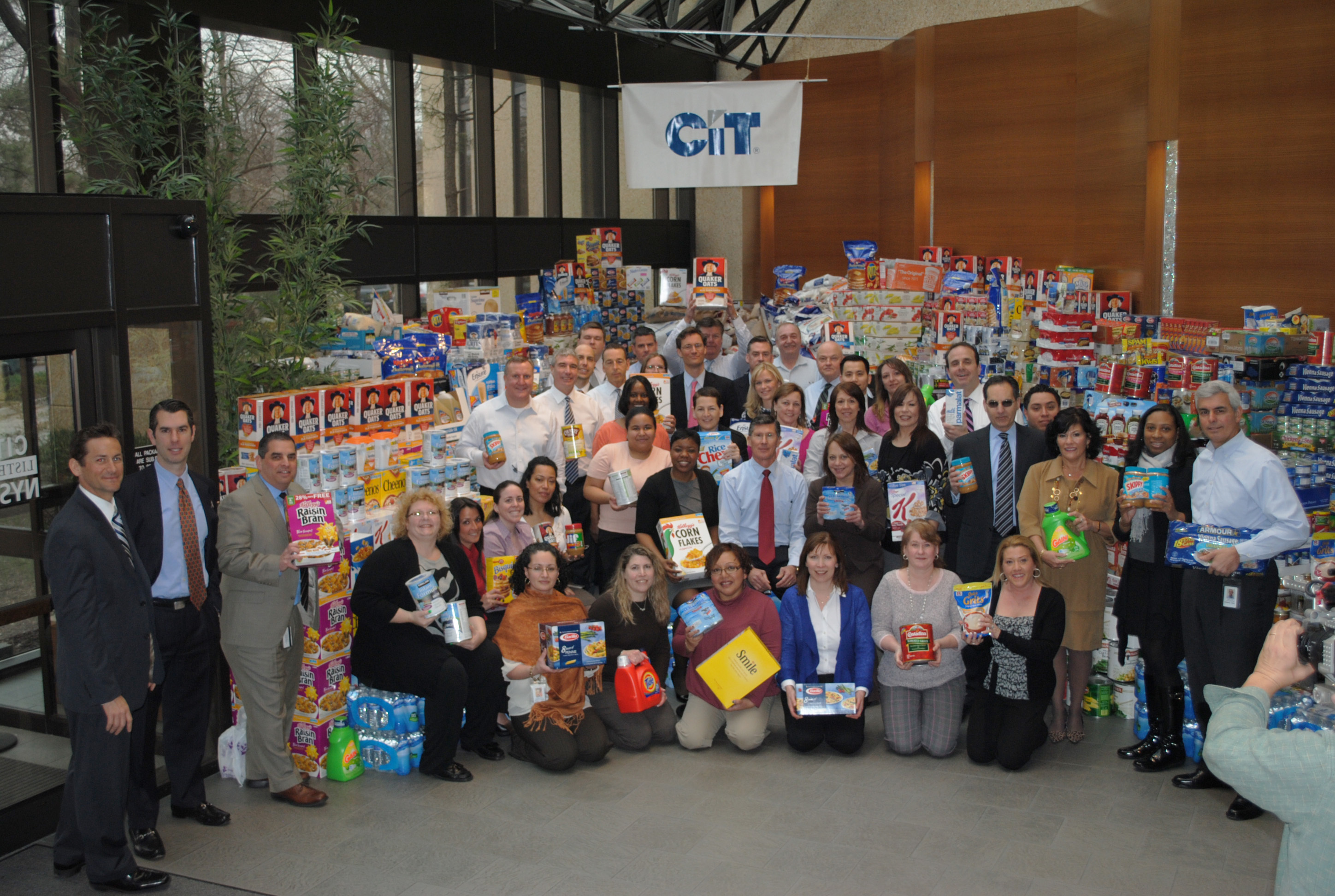 659354fd7023022b92da_Livingston_Food_Drive.jpg