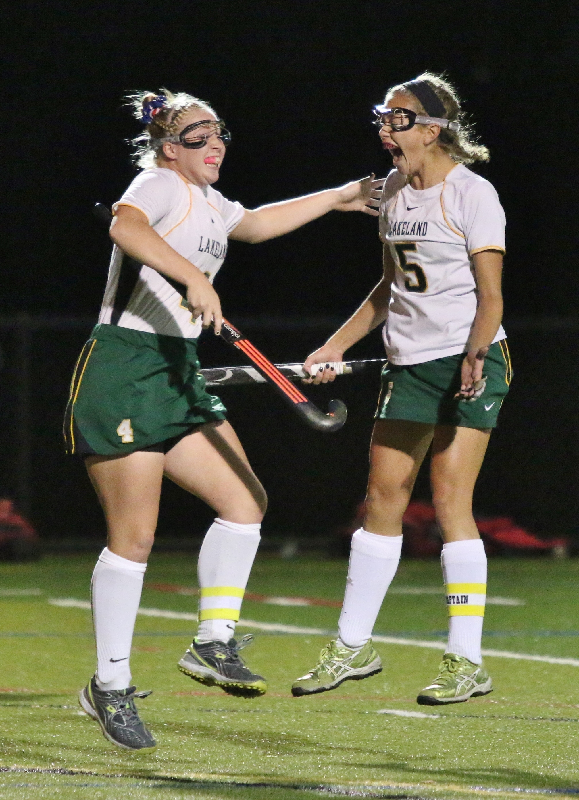 9fe3d2d1cd6caa60425b_Lake_FH_celebrate_1.jpg