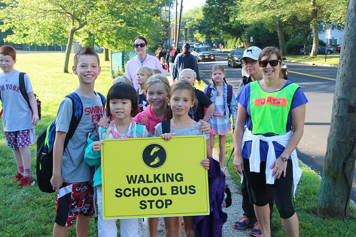 d7339e2252991596b714_Salt_Brook_Walk_to_School_Day_2015.jpg