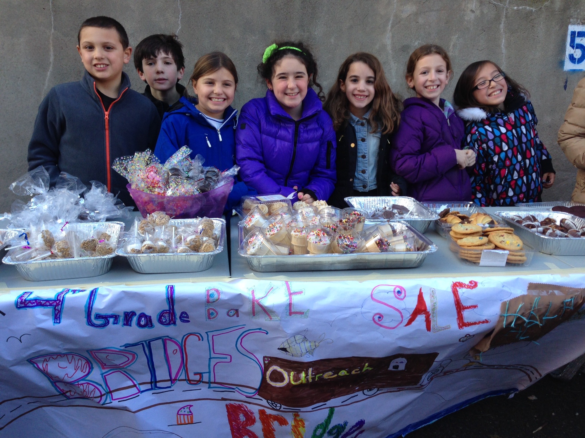 1380cbb13c7a6147571a_Wyoming_School_4th_graders_hosting_a_bake_sale__fundraiser.jpg