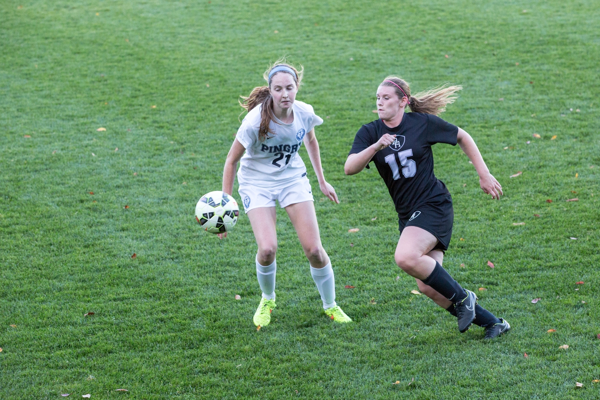 9581a647597459d1005f_Girls_Soccer.jpg