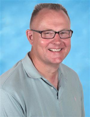 9aa726e706de1288e031_New_RHS_Vice_Principal_-schneider.jpg