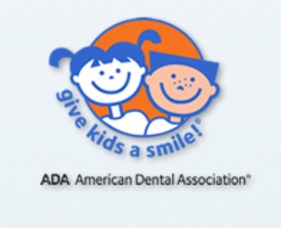 c70c24d08b59a4e8dfe1_dentalsmile.png