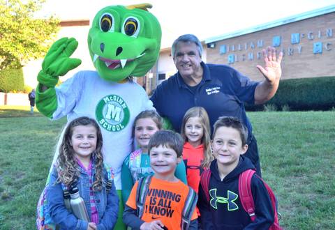 Scotch Plains-Fanwood Schools Celebrate "Walk to School Day" | Scotch