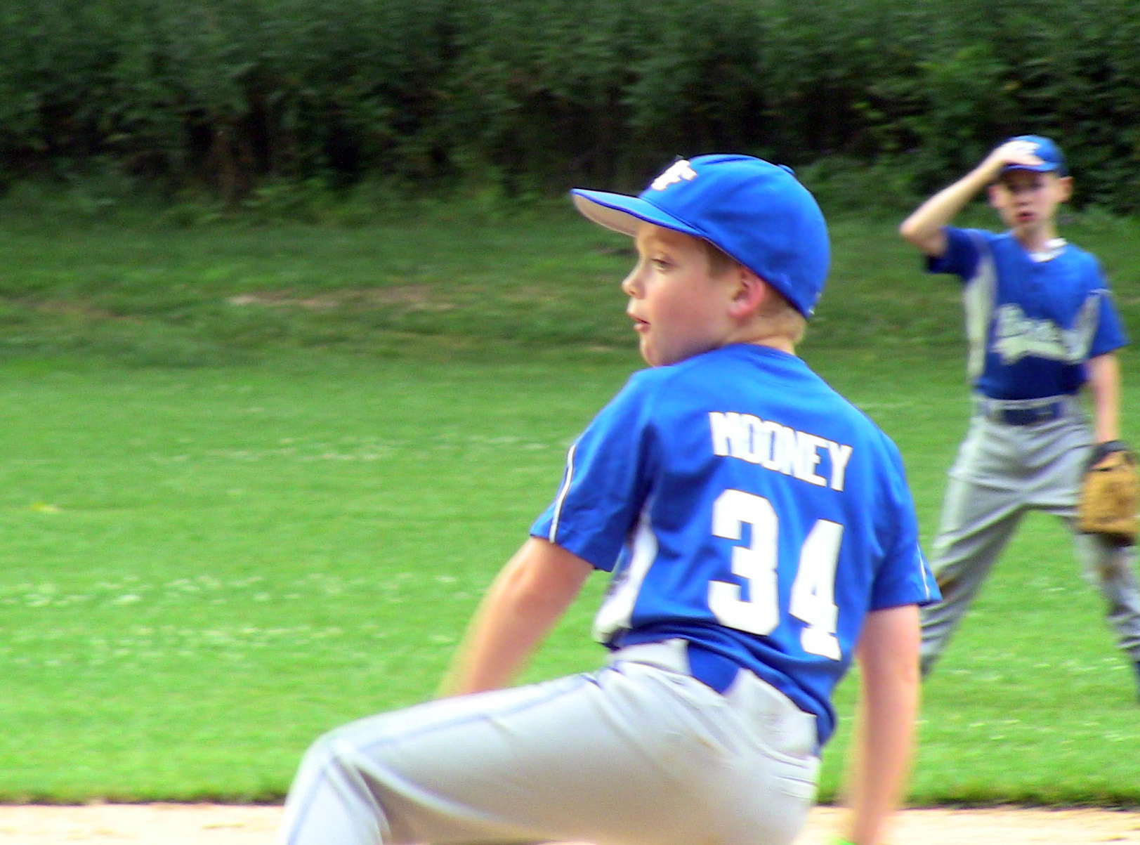ba26fc04edac846ab9d6_Aidan_pitching2.jpg