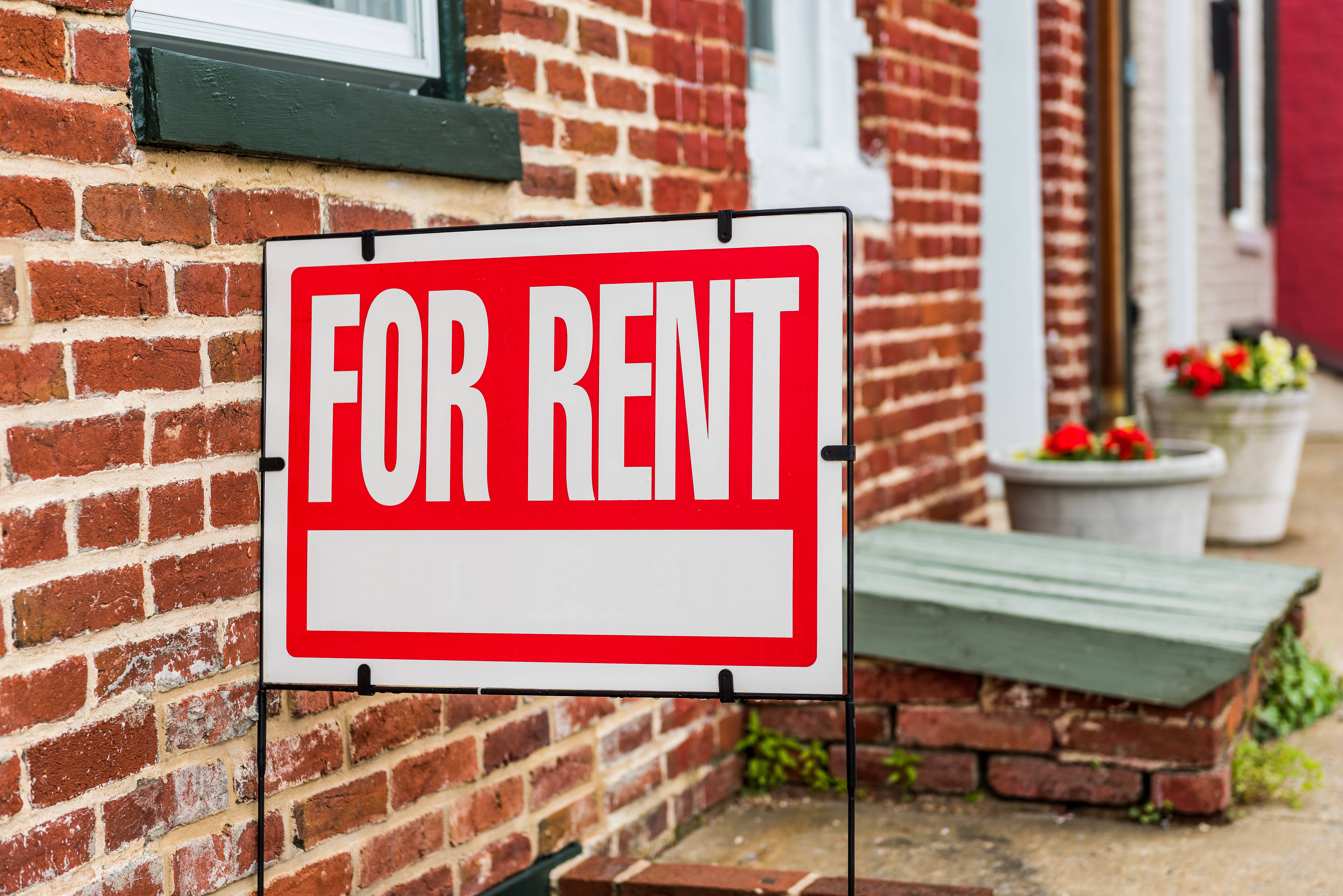 5163c588671bdcef330c for rent