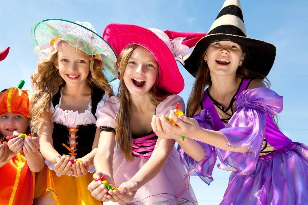 e32d106f1276bb96d37f_4f530ebe9aa67d5159a1_3260c058f9aebf88f647_Halloween_1.jpg