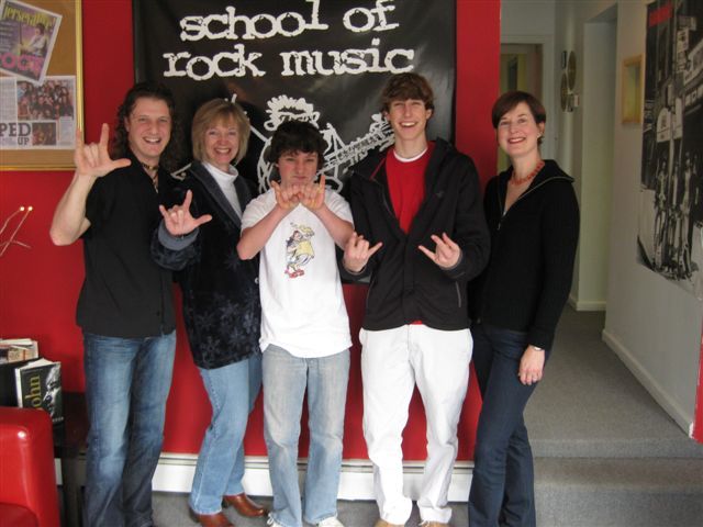d01f5729ff800ab9169b_962kidsrock.jpg