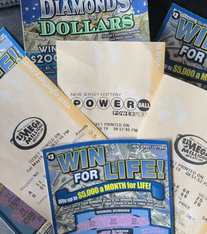 Scratch Off Worth $10,000 Sold at Liquor Store in Edison