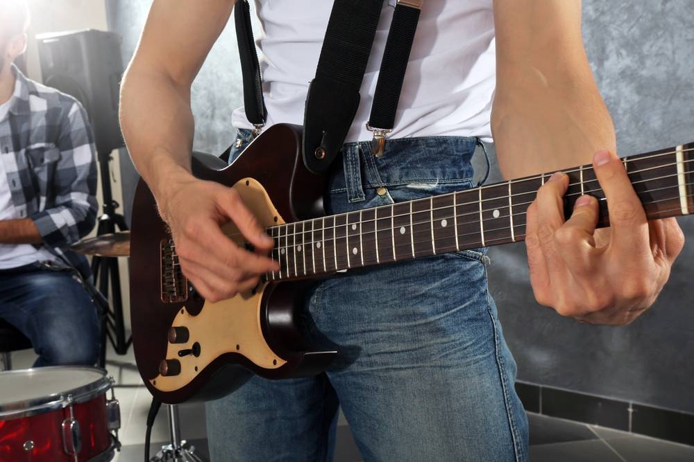 f42a492dbd33bd8d9aa9_cc9efae605ca5dc01ef1_Music_6.jpg