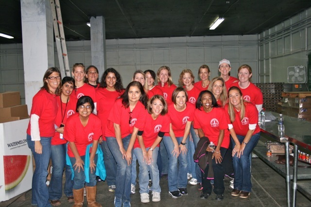 04f01058bcc9ad208733_community_food_bank_group_photo_oct_2012.jpg