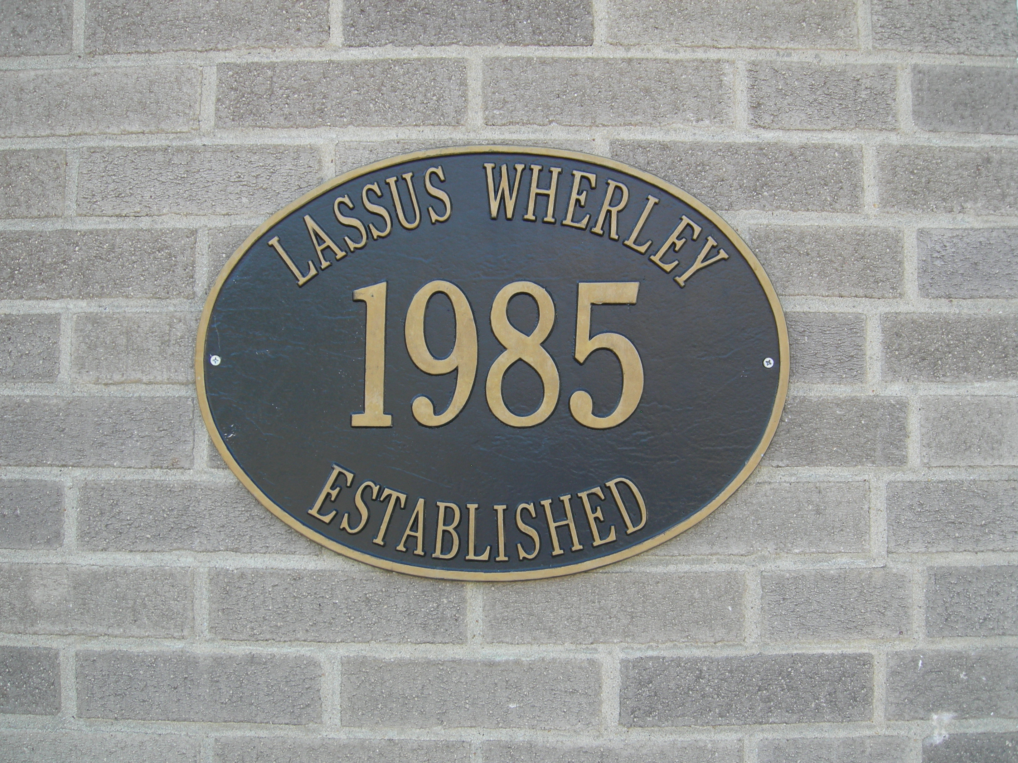 0e1b0165229629d1fa9e_lw_established_1985_sign.jpg