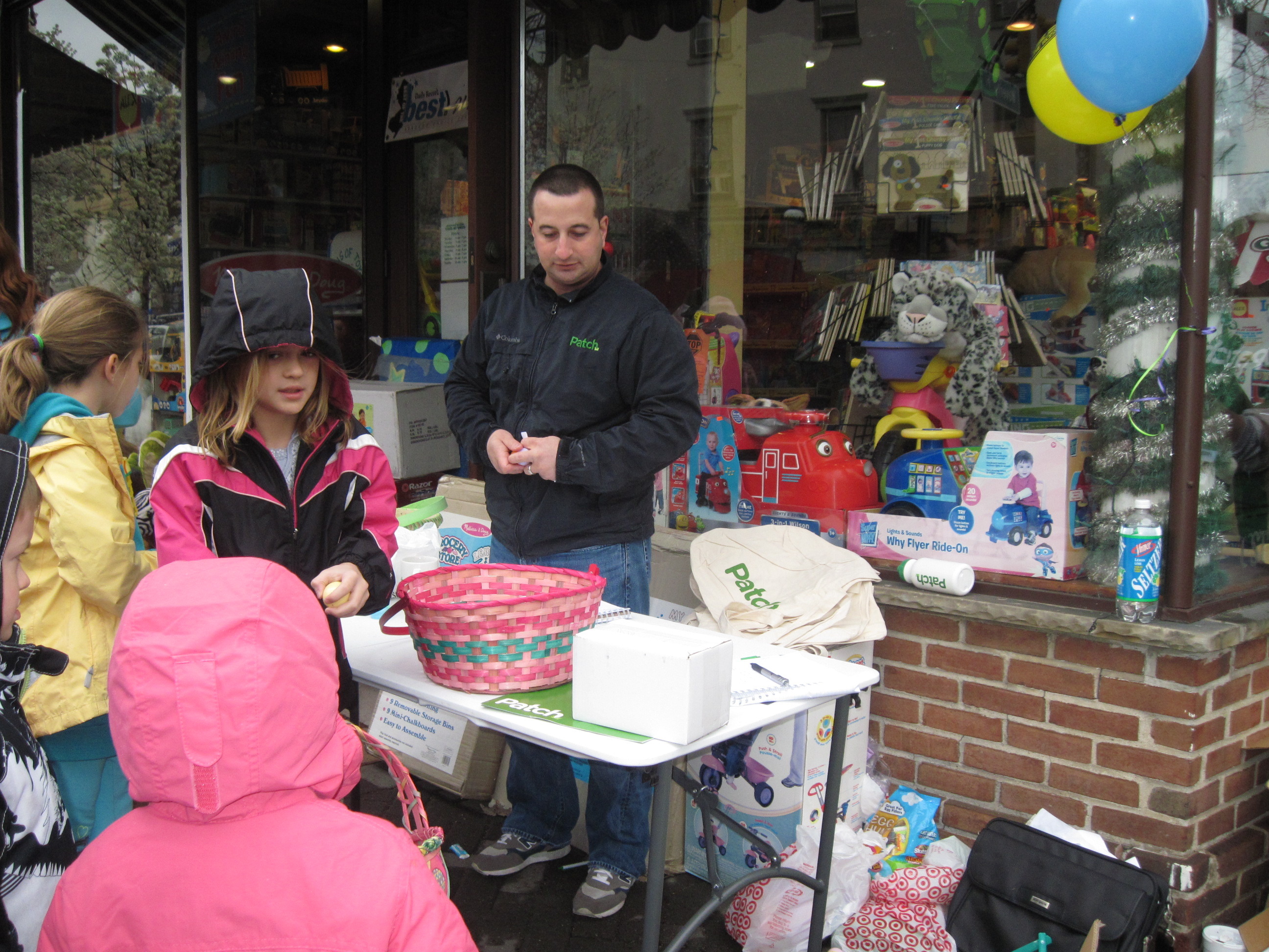 11ab4e8fad9aff688c24_madison_easter_fest_012_1_.jpg