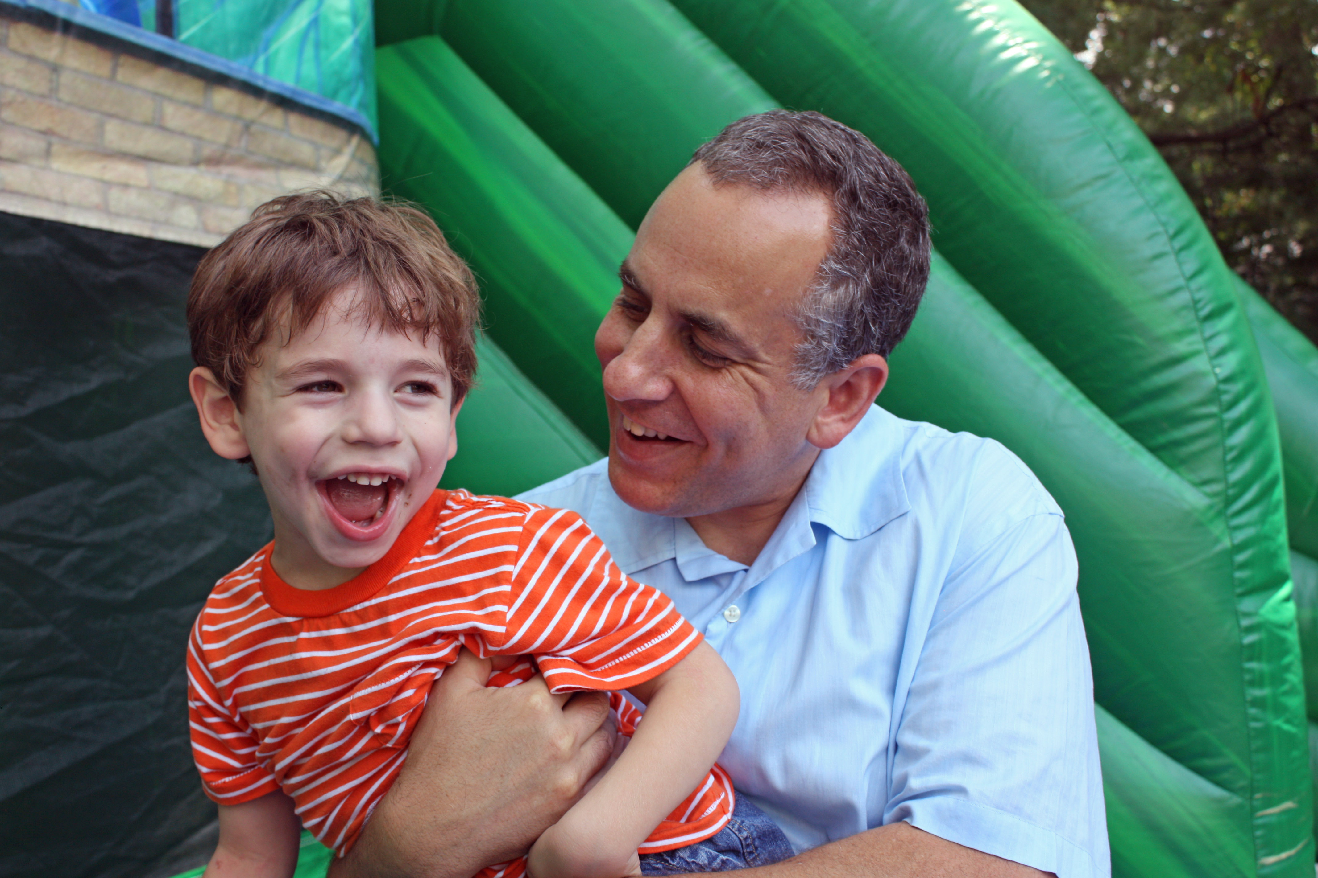 56a949131ab2f9ef290f_eliot_and_dave_at_j_s_party.jpg