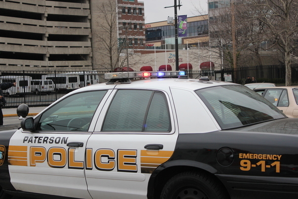 677c2090ea7229755138_copcar.jpg