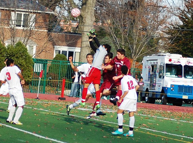69f255e1d961a808b558_madison_at_cliffside_park_boys_soccer_11-12-12_036.jpg