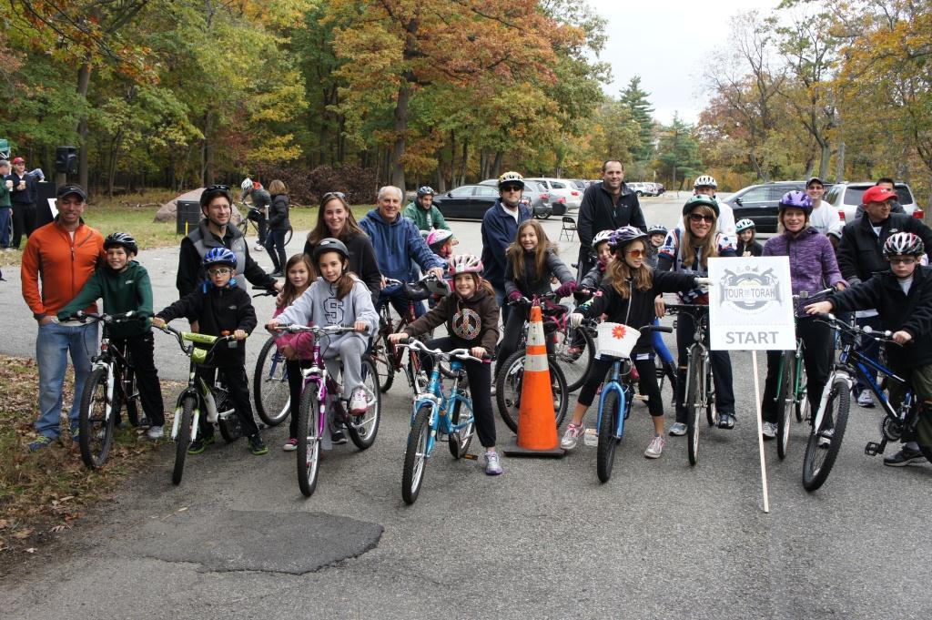 6ea29755b7f8545684b2_bike_race.jpg