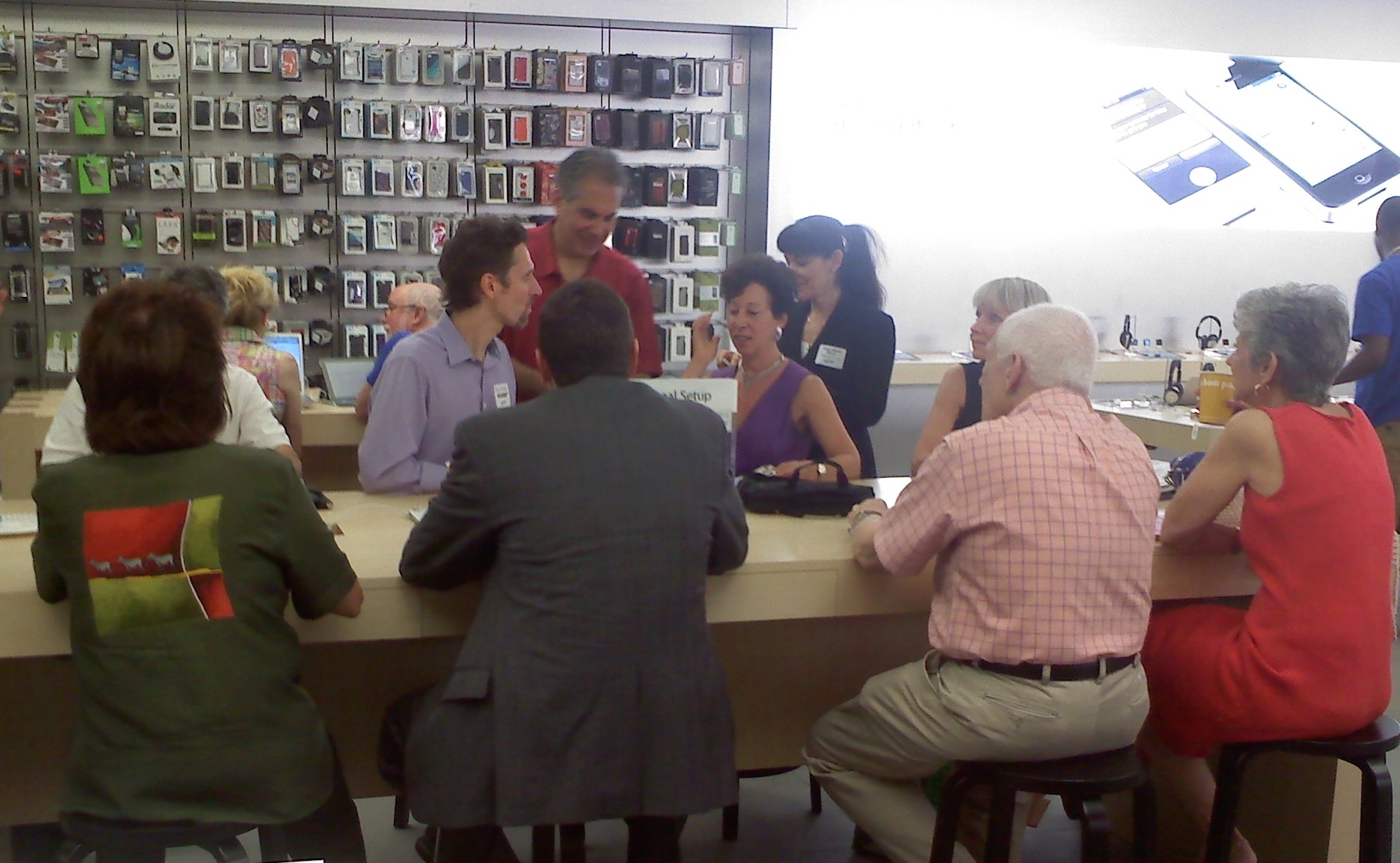 762efe24ab0d3f606c1a_mobile_banking_workshop.jpg