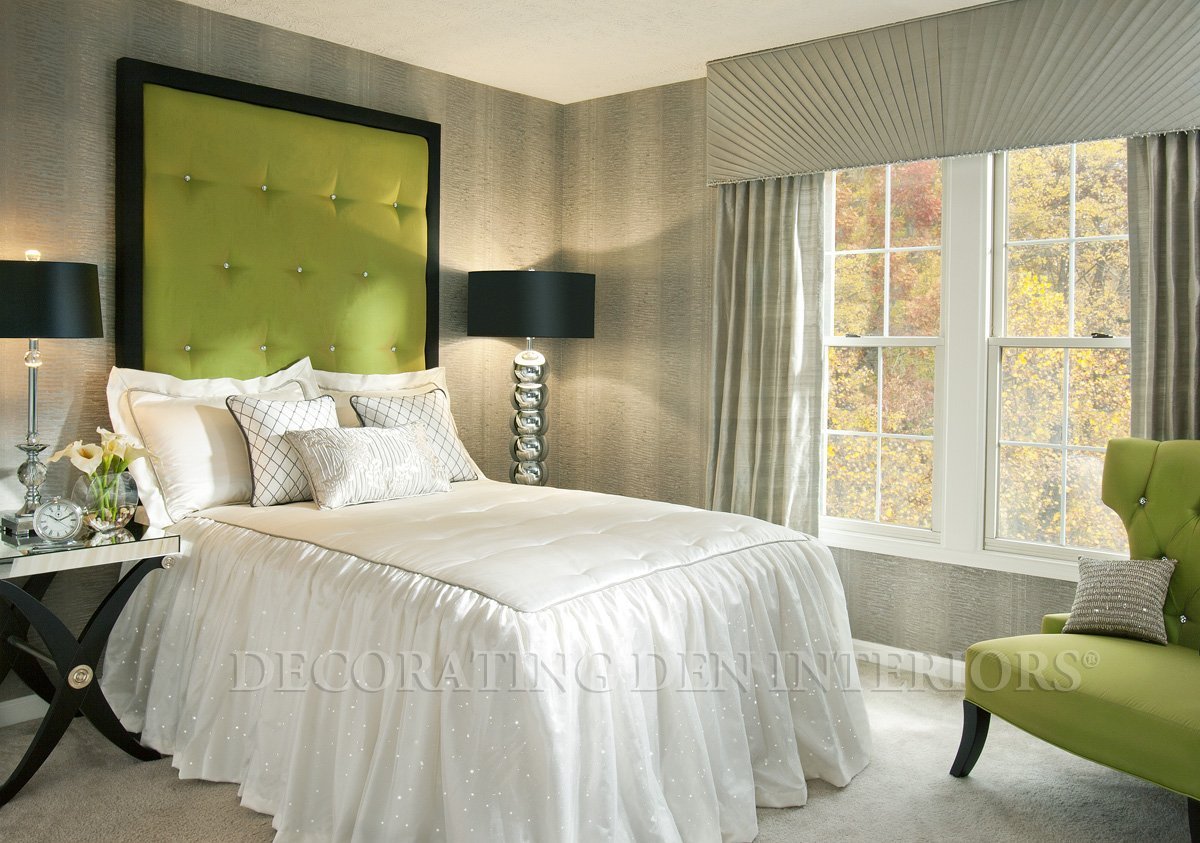 82b4d6aee8473e0893f4_green_guest.jpg