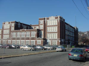 8410eeb21d0d1597af35_skul4.jpg