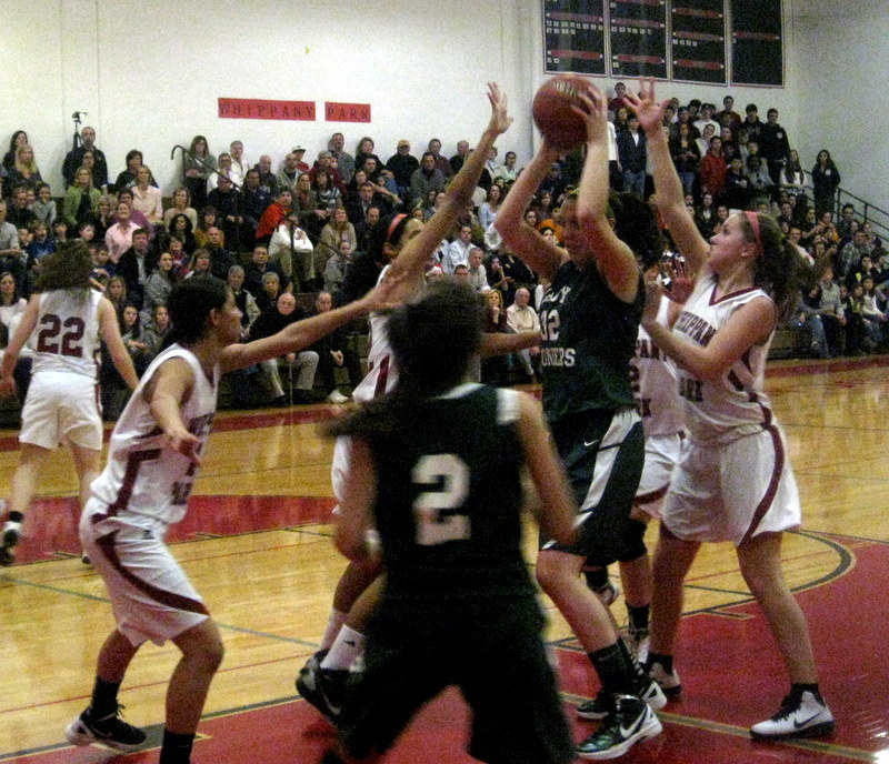987f4d8bfe4c2758a4ca_new_providence_basketball_015.jpg
