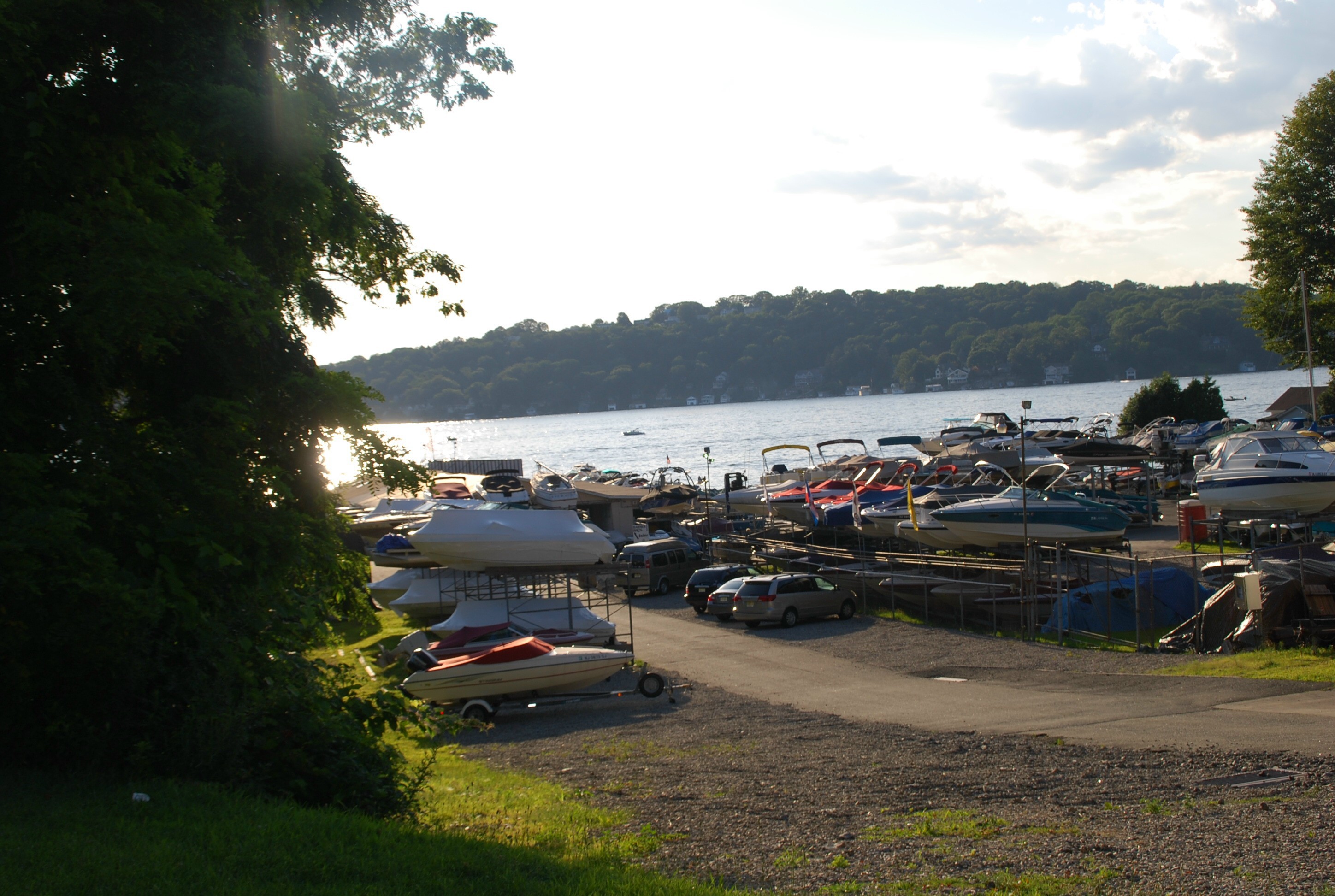 ba86f81f1caf4995dc7c_lake_view.jpg