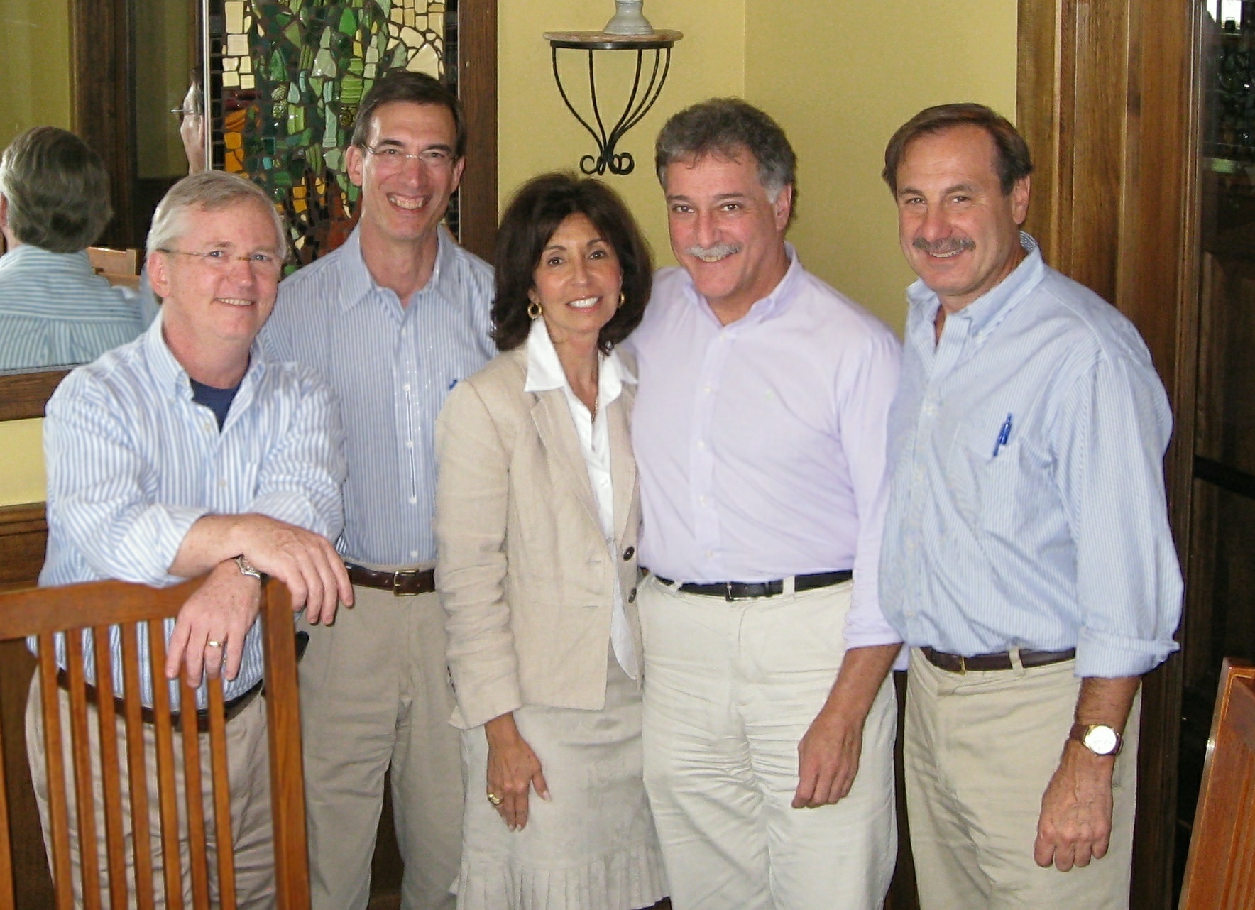 d2fcac58480738121c69_2011-09-group-of-5-004.jpg