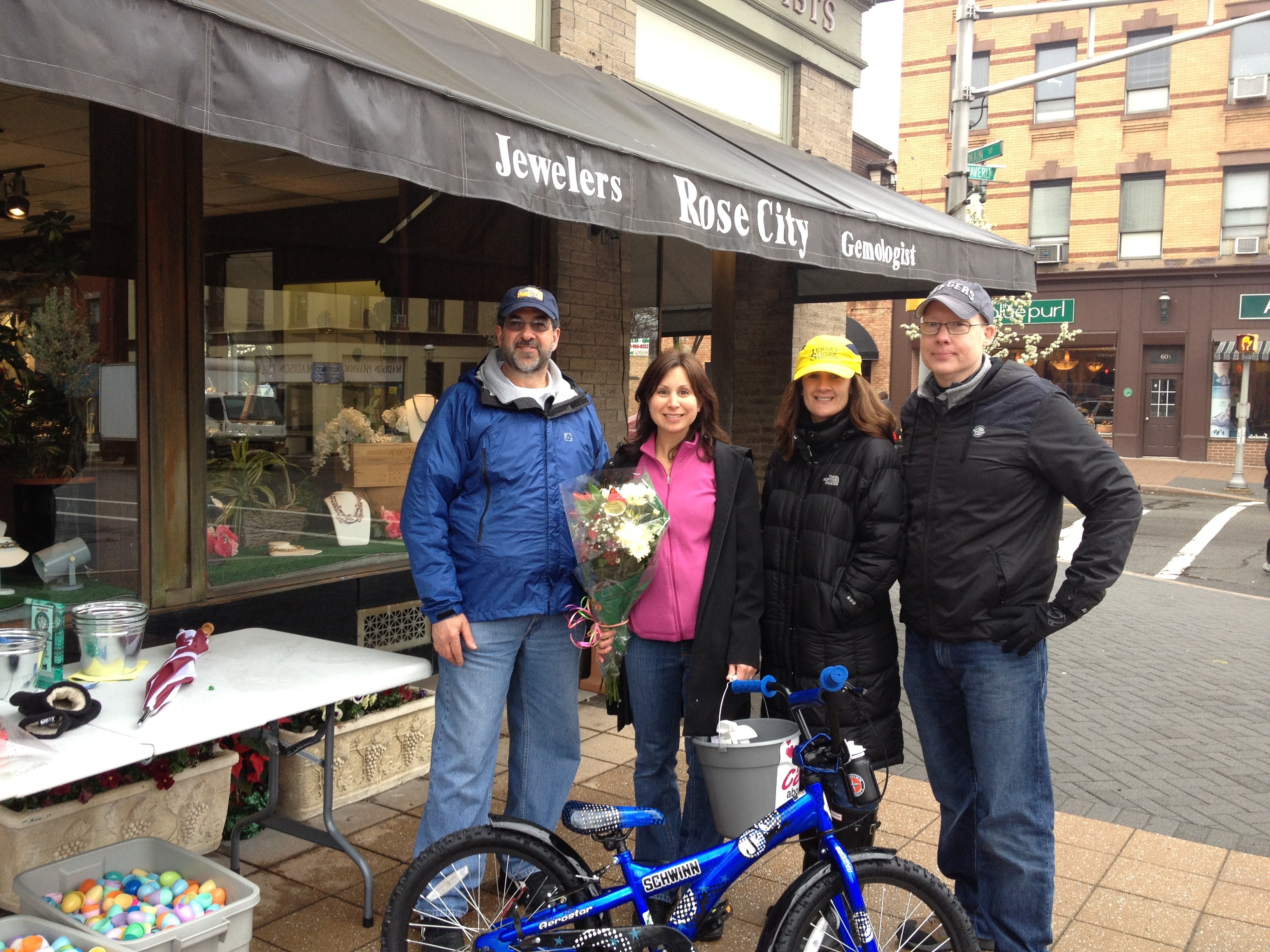 d6dcb116aee99ff71283_chamber-_easter_fun_fest_2012_winner_photo.jpg