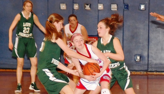 d702ad66e08df070238a_new_providence_girls_v_secaucus_state_playoffs_2-29-12_084.jpg