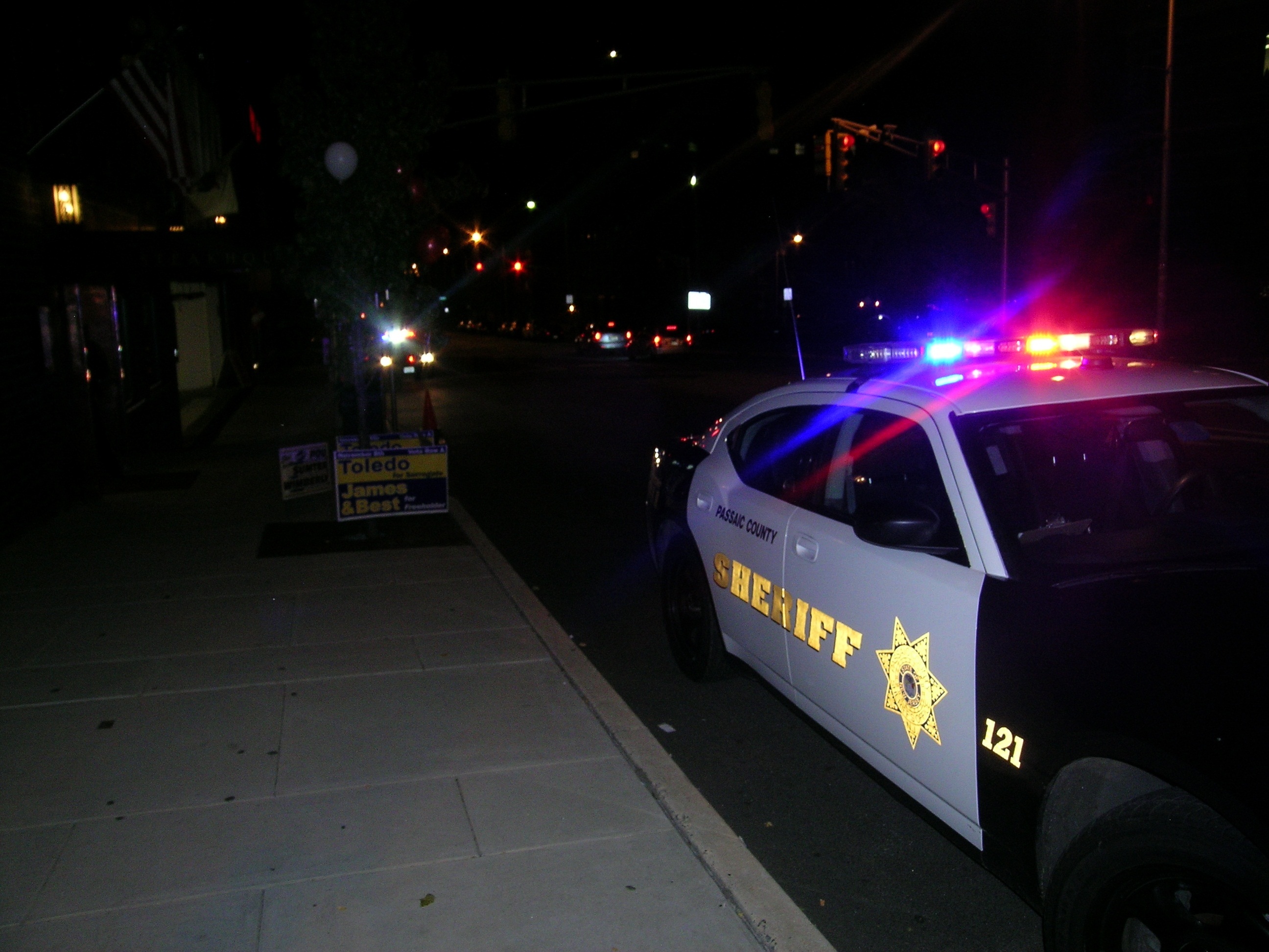 db8c82794ae34befaea3_sheriff2.jpg