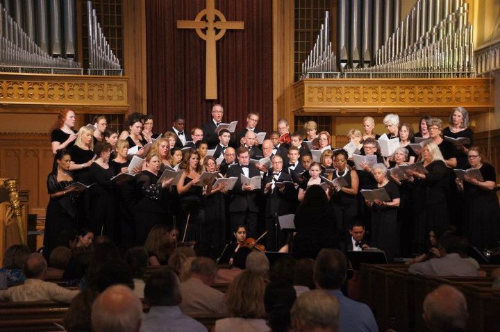 dc4c2617bce431a927dc_minuetto_symphonic_chorus_2_2012.jpg