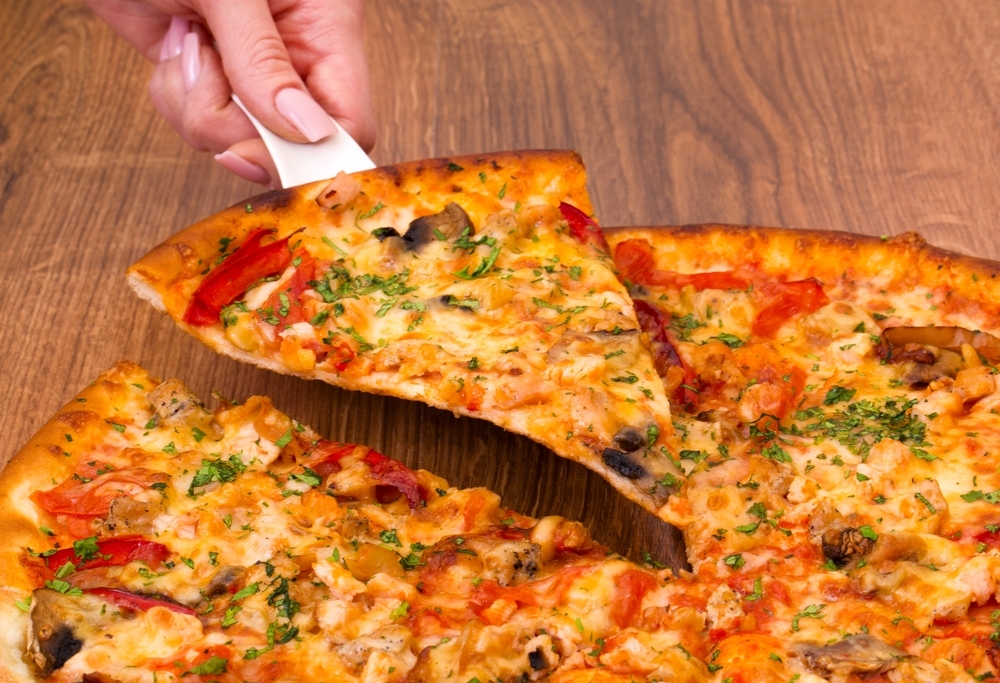 5d7e1ca49ed0421d0784 57b56c260cd16f2950df pizza 6