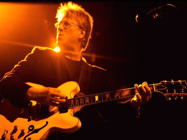 d01f86074794727e348f_richie_furay_pic1.jpg